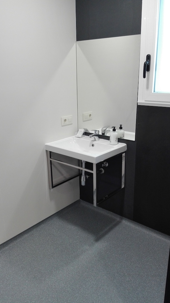 Family Quadruple Room, Accessible photo 3