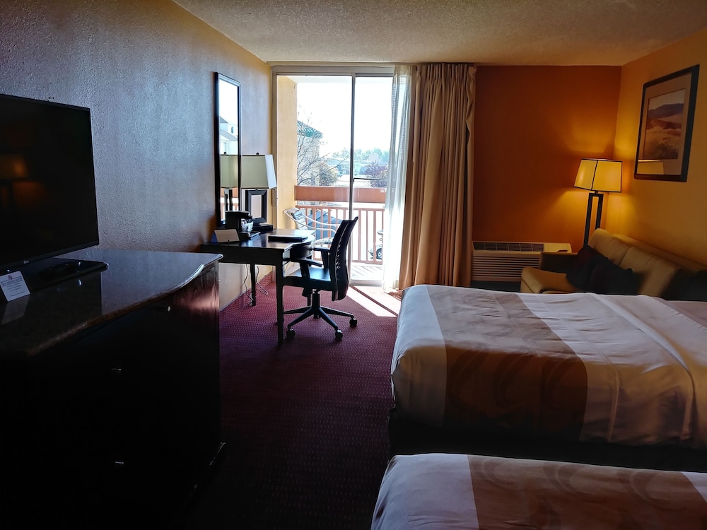 Room, 2 Double Beds, Non Smoking (Efficiency) photo 2