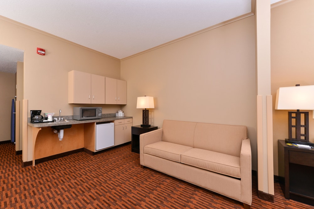 Holiday Inn Express Breezewood by IHG