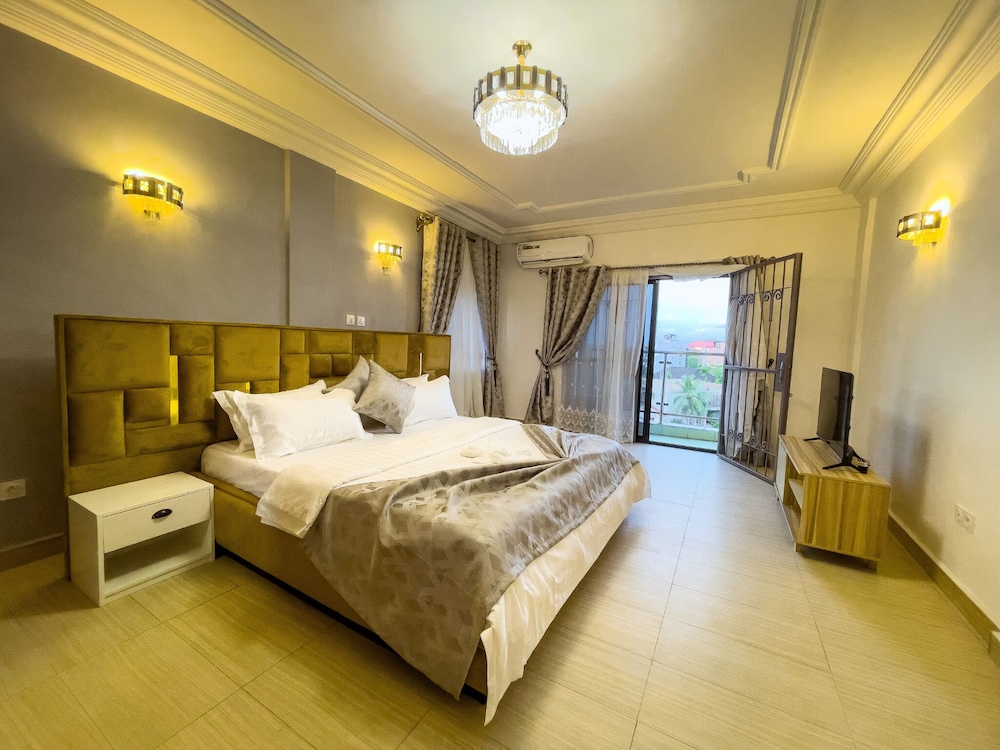 Superior Duplex, Balcony, City View