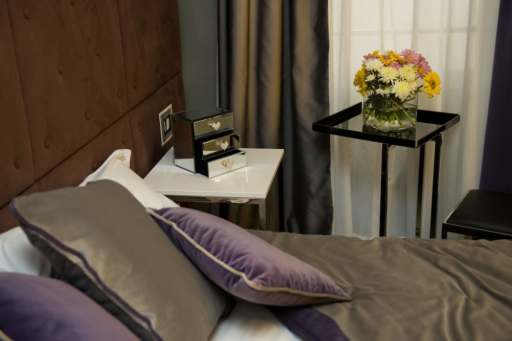 Basic Double Room photo 3