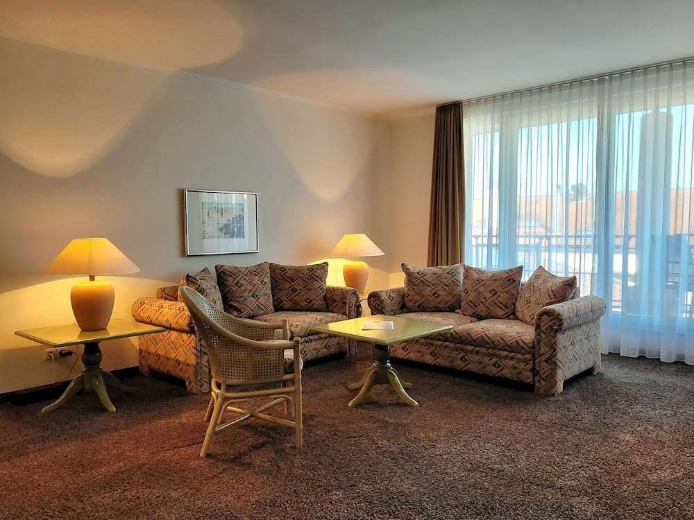 Superior Family Room