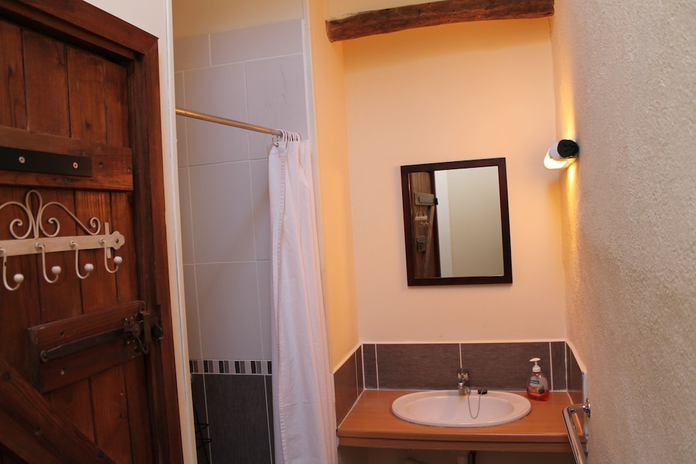 Traditional Cottage photo 3