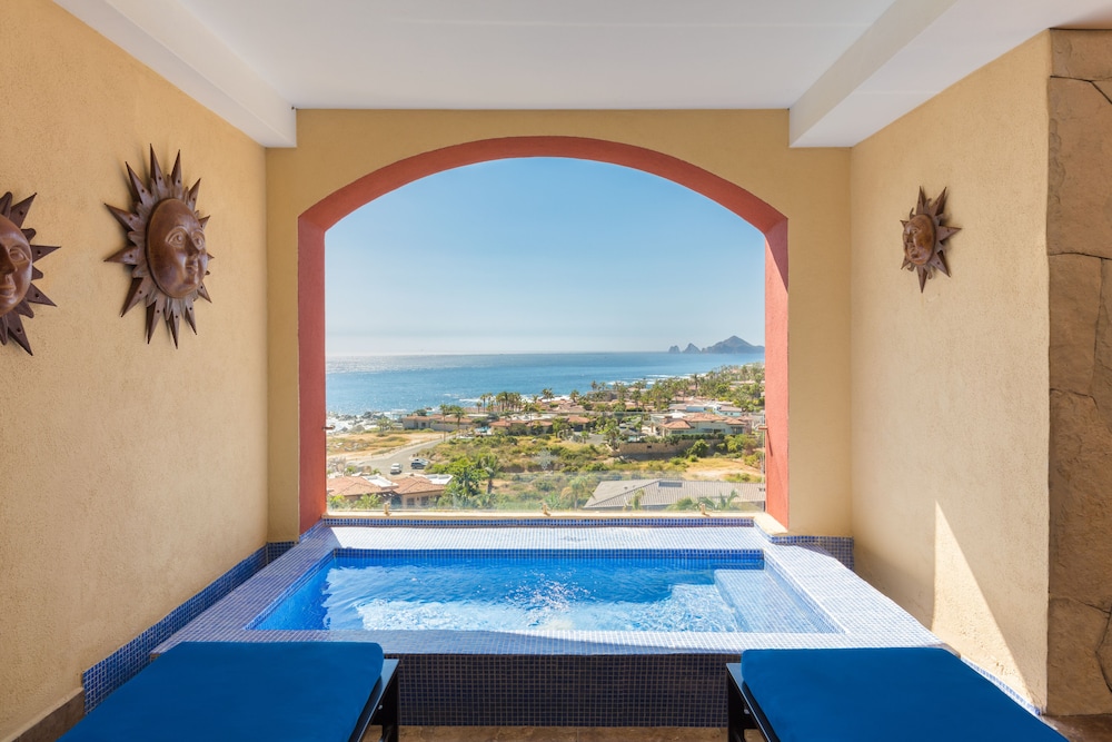Luxury Suite, Private Pool photo 2