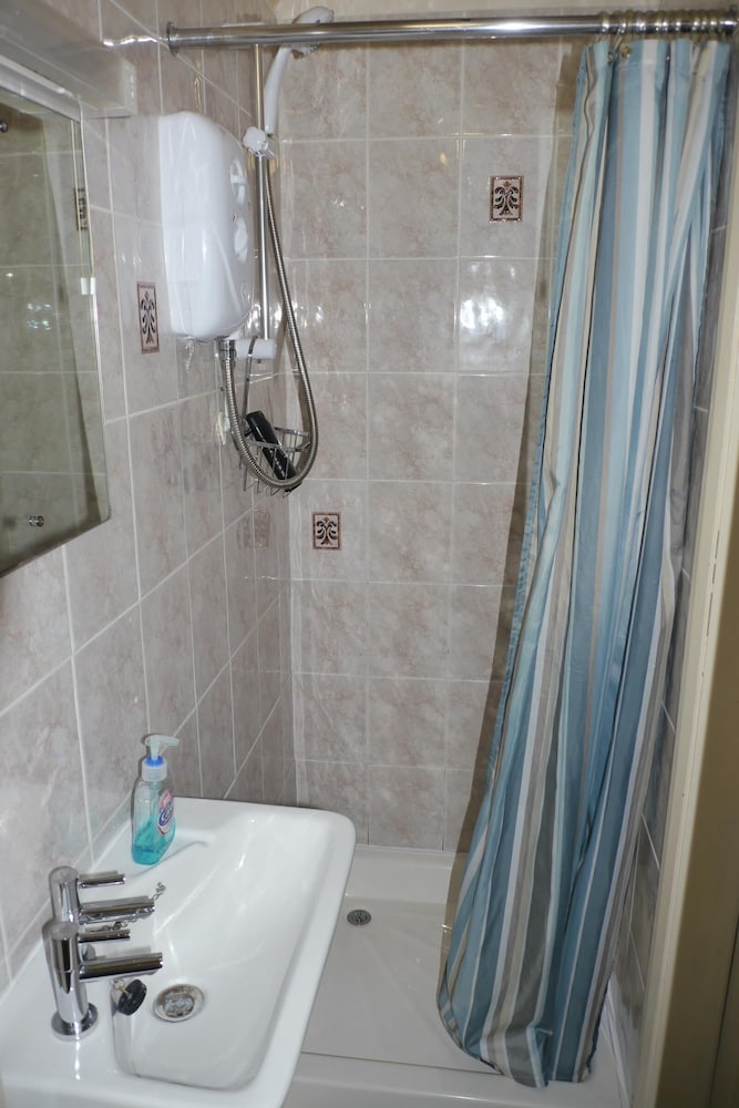 Room, Ensuite (Apartment 2) photo 3