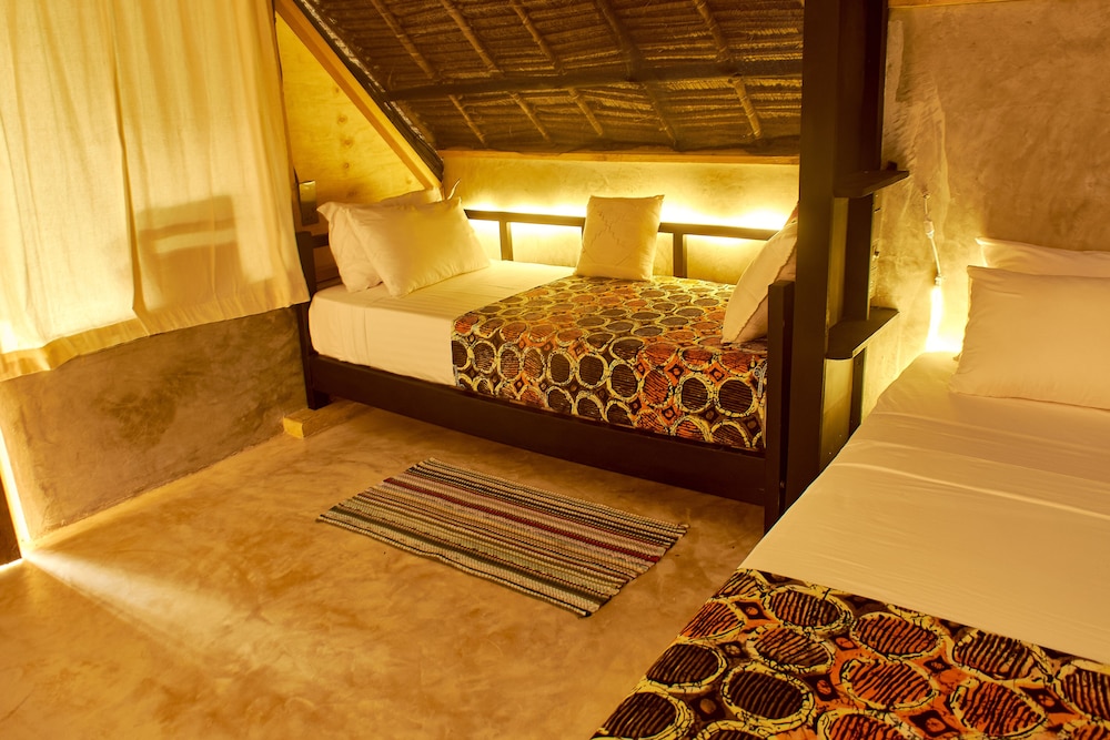 Family Room - Photo 7