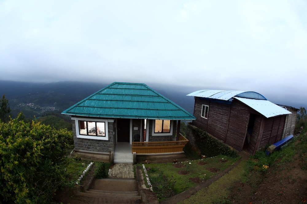 Wooden Cottage photo 3