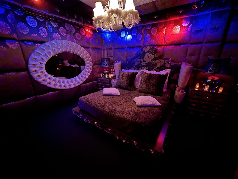 Elite Studio Suite photo 3