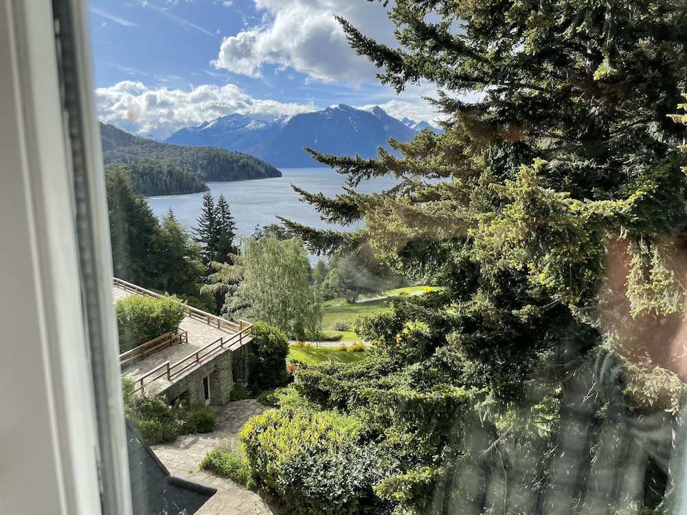 Standard Double Room, Lake View photo 3