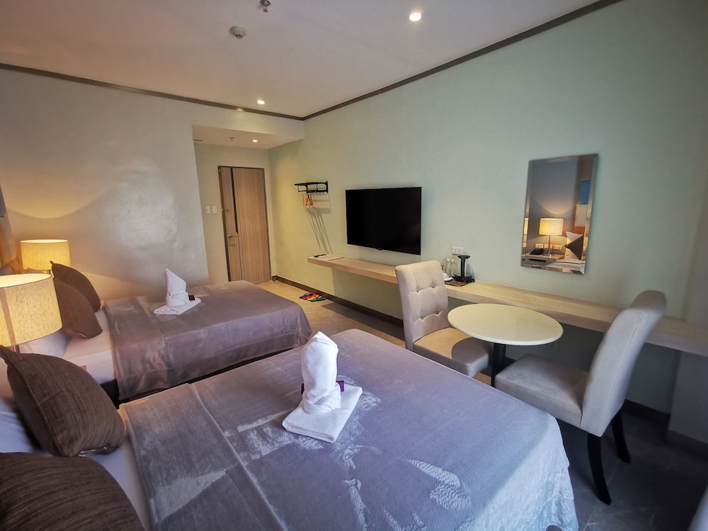 Premier Twin Room - Photo 3