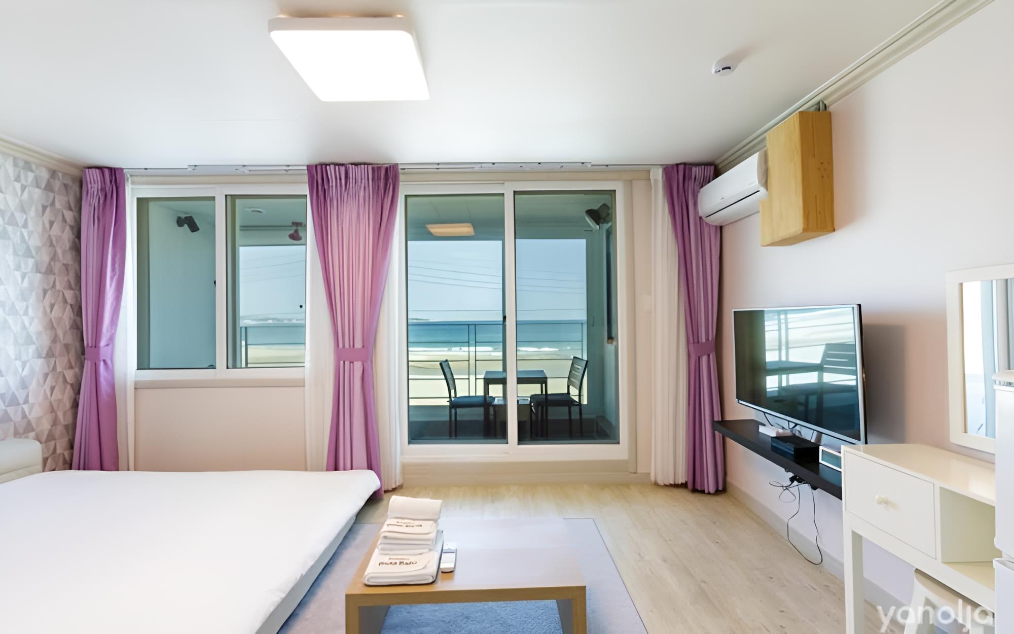 Room (Room 202 (Whirlpool Spa)) - Photo 1