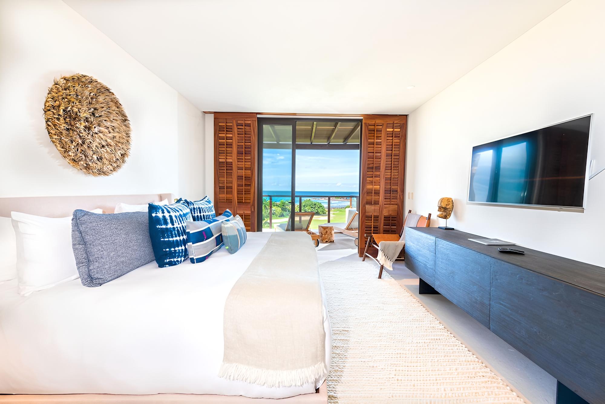 Luxury Condo photo 3