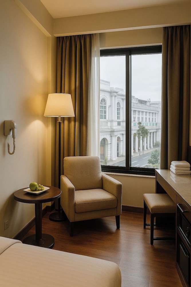 Deluxe Room, Balcony, City View