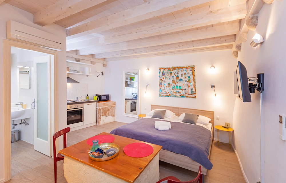 Comfort Studio Suite