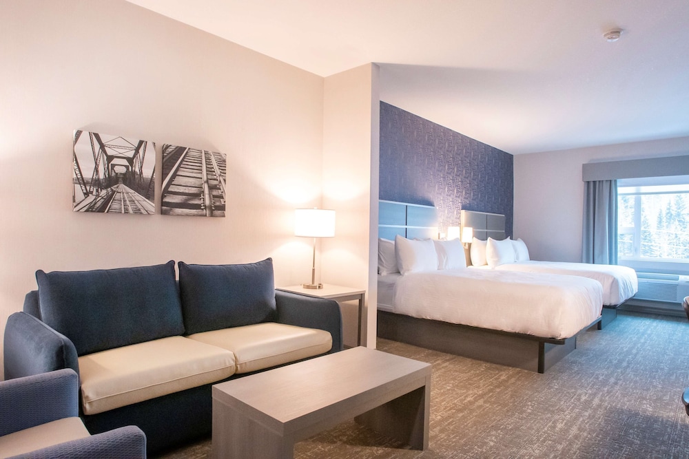 Standard Room, 2 Queen Beds, Non Smoking, Refrigerator & Microwave (with Sofabed) - Photo 1