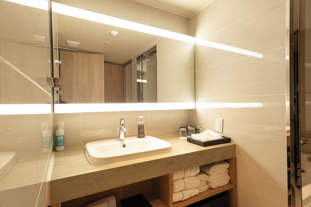 Japanese Triple Room, Non Smoking (Up to 3 pax for above 6 years old) - Photo 11