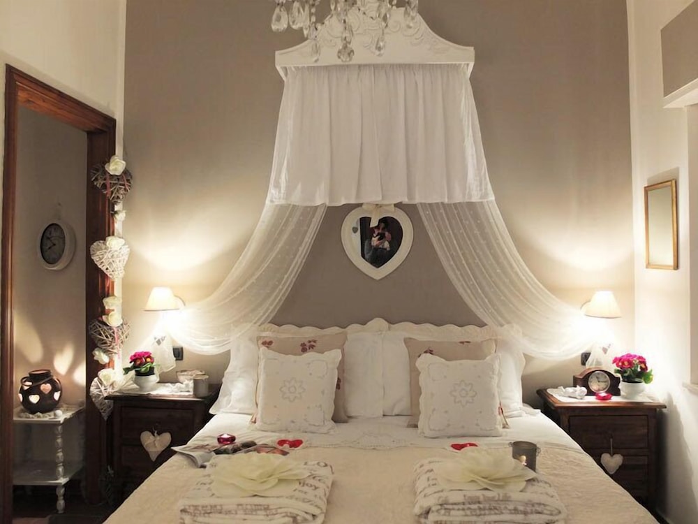Basic Double Room (Shabby Chic) photo 1