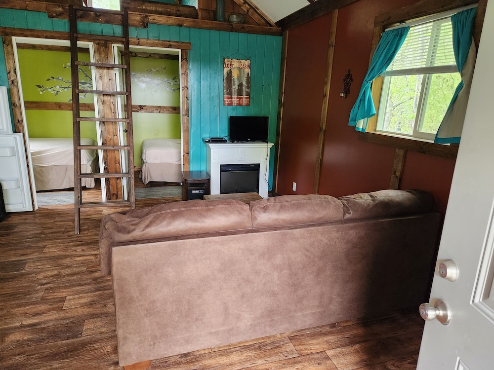 Basic Cottage photo 1