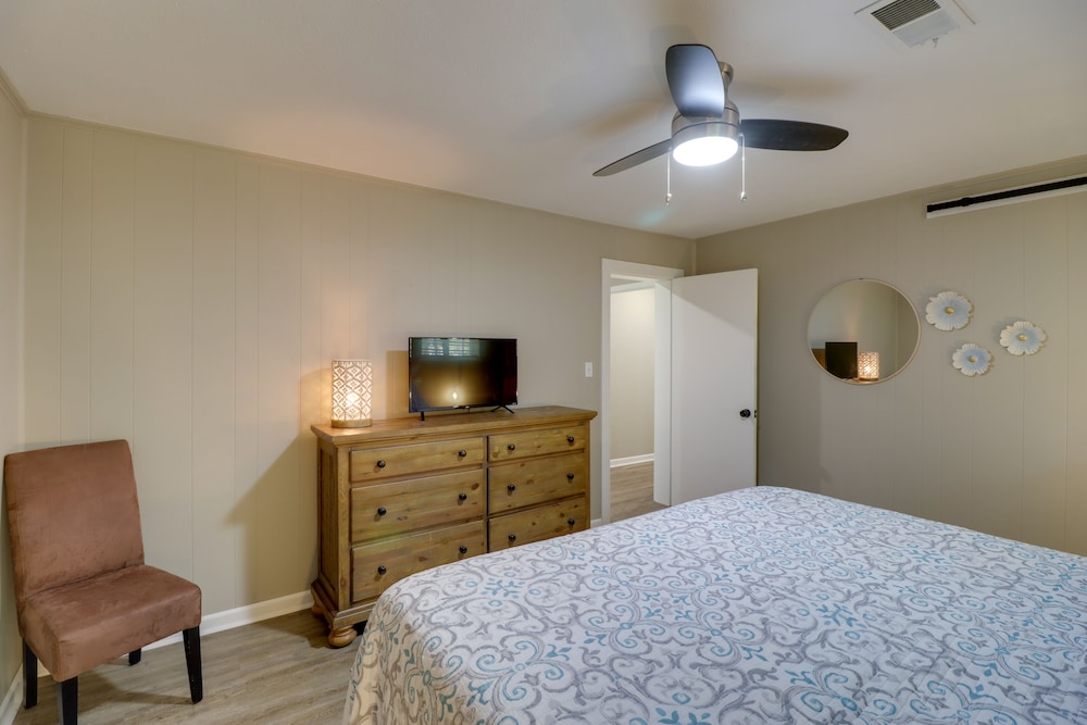 House (4 Bedrooms) photo 2