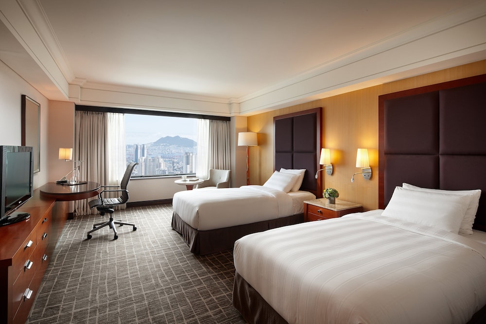 Deluxe Twin Room (Fitness & Sauna Access For 2)