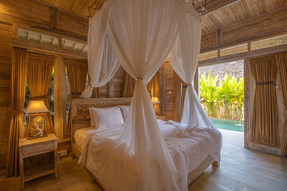 Deluxe Villa, 1 Bedroom, Non Smoking, Pool View - Photo 1