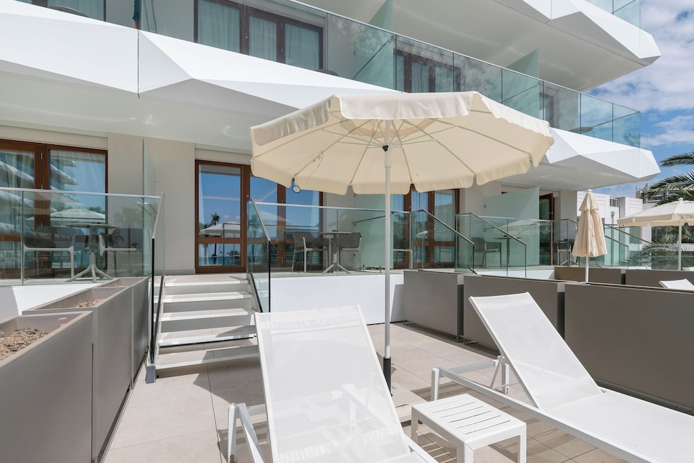 Junior Suite, Sea View (Solarium 2+2)