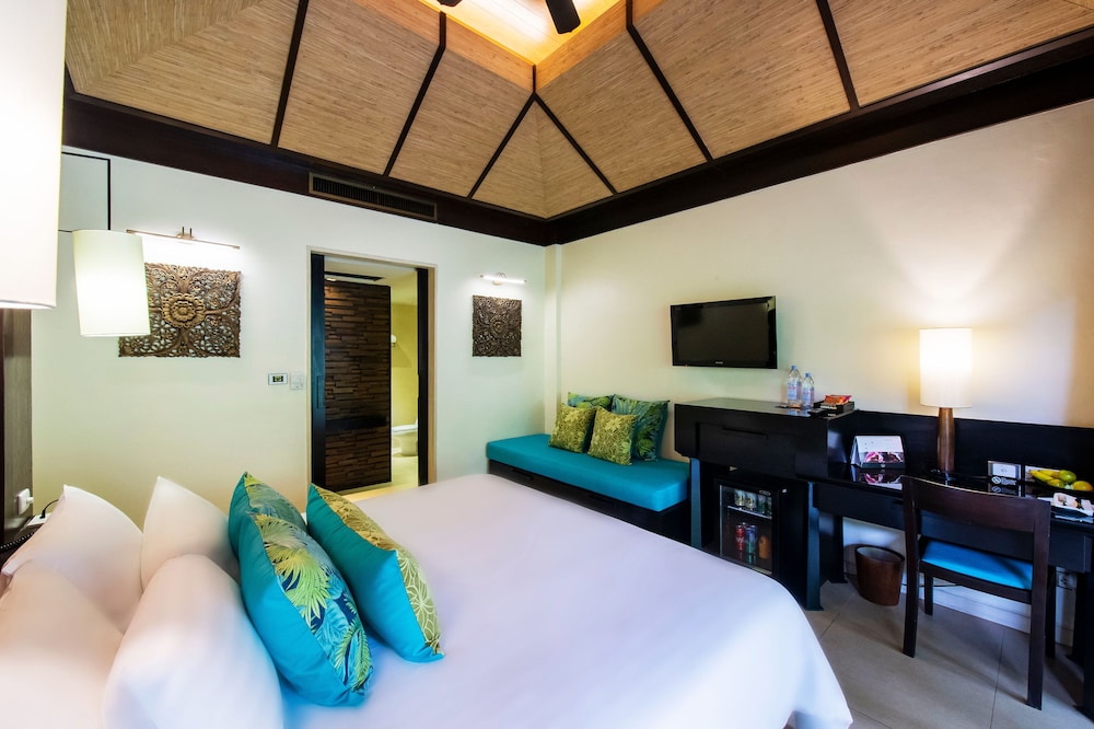Superior Room, 1 Bedroom - Photo 11