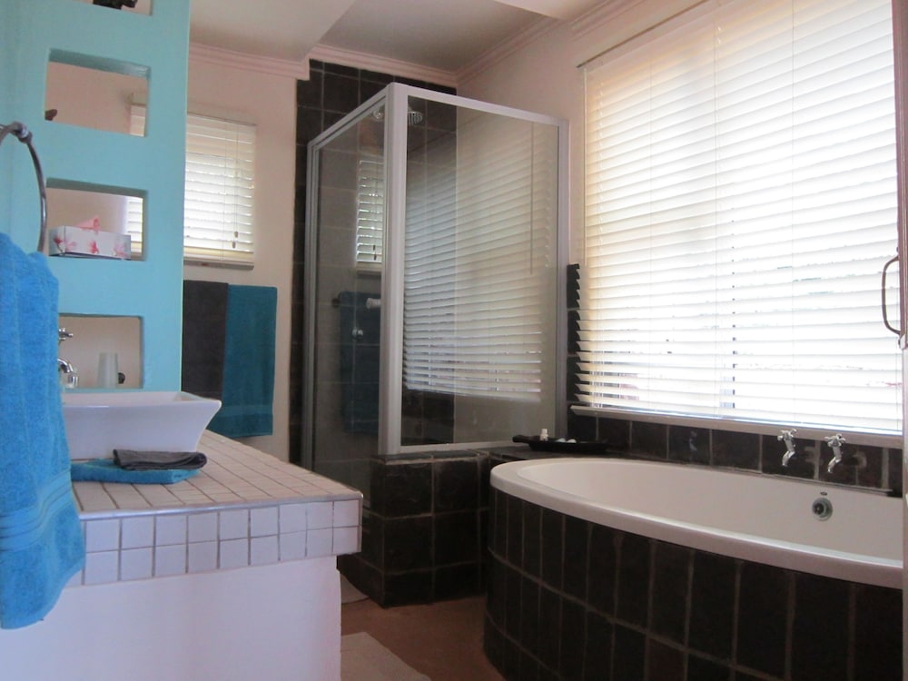 Executive Suite photo 2