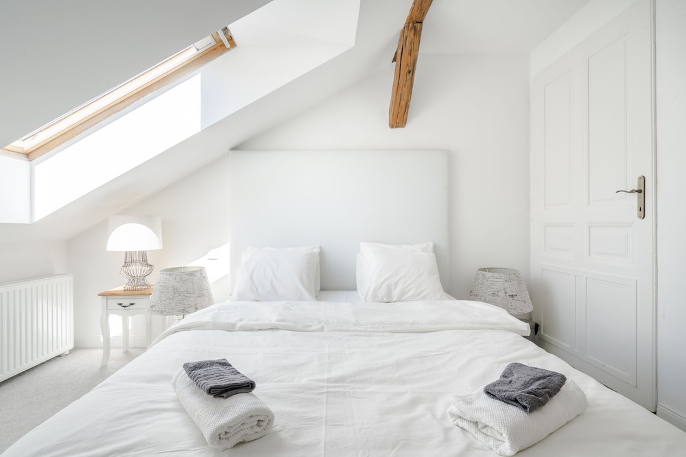 Standard Double or Twin Room - Photo 3
