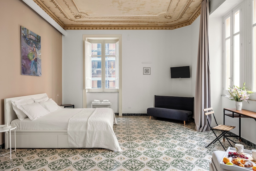 Comfort Quadruple Room, City View