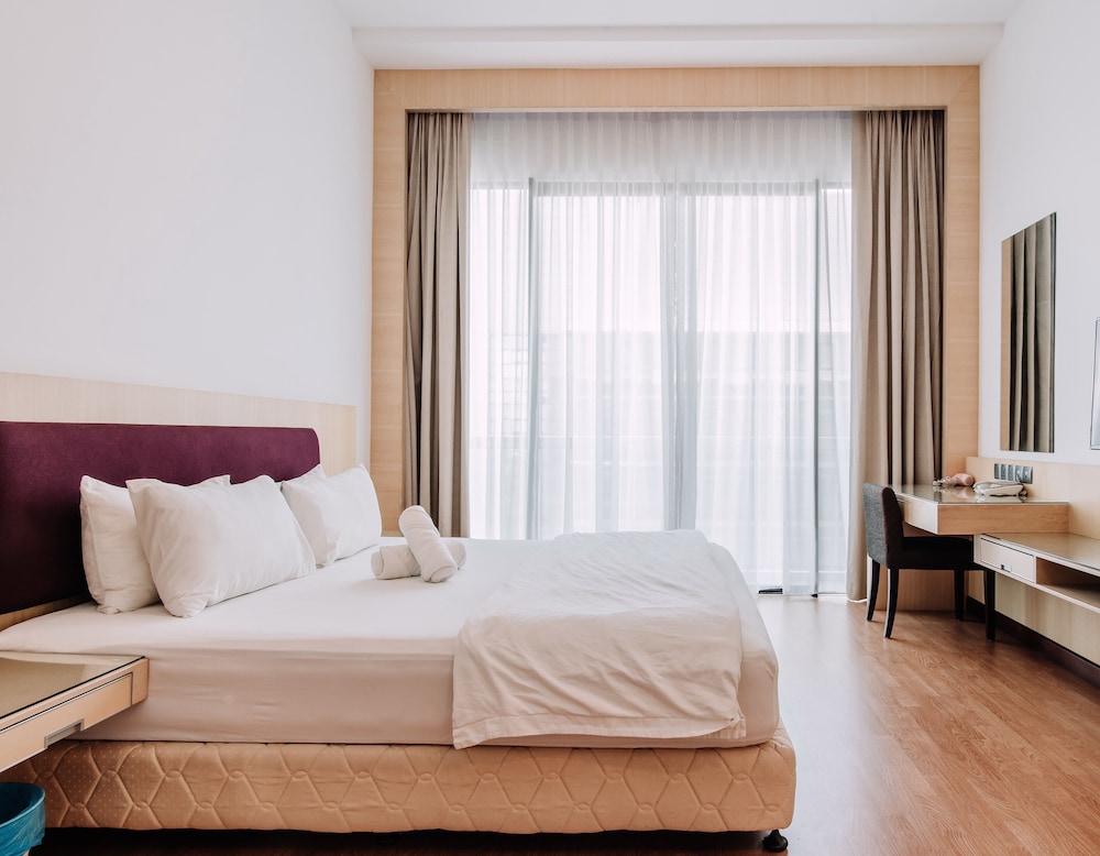 3 Bedrooms Apartment (Premier) photo 1