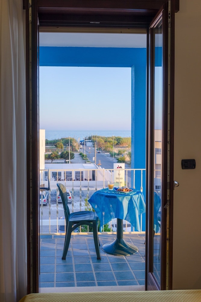 Quadruple Room, Sea View photo 2