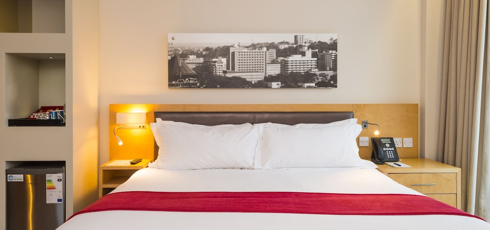 Room, 1 Queen Bed, City View photo 1