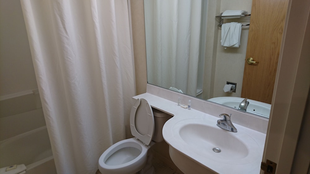 Room, Accessible - Photo 6