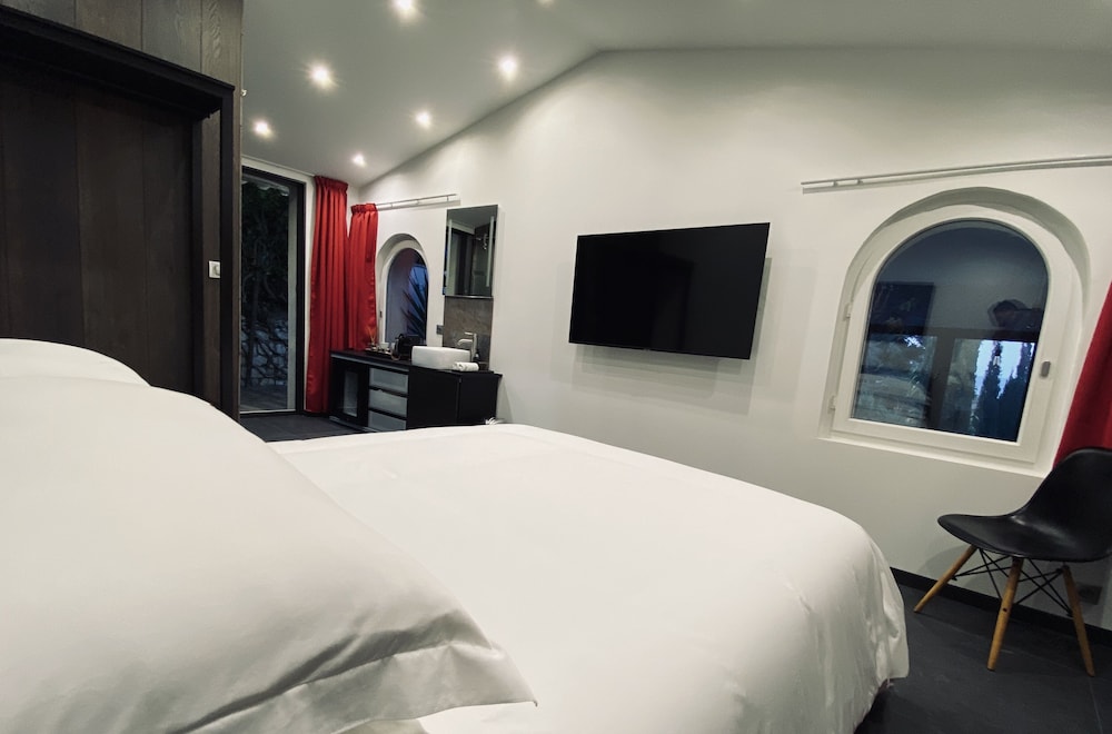 Exclusive Double Room