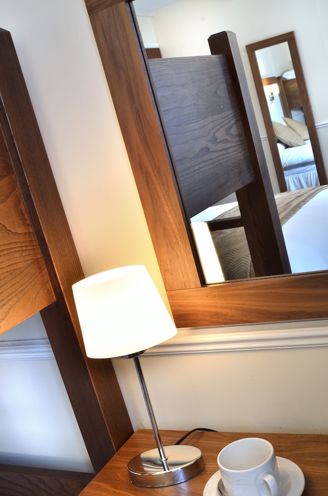 Family Room - Photo 3