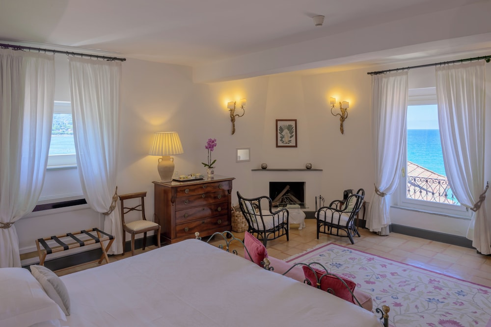 Luxury Suite, Sea View (Luxury Suite Sea View Terrace) photo 1