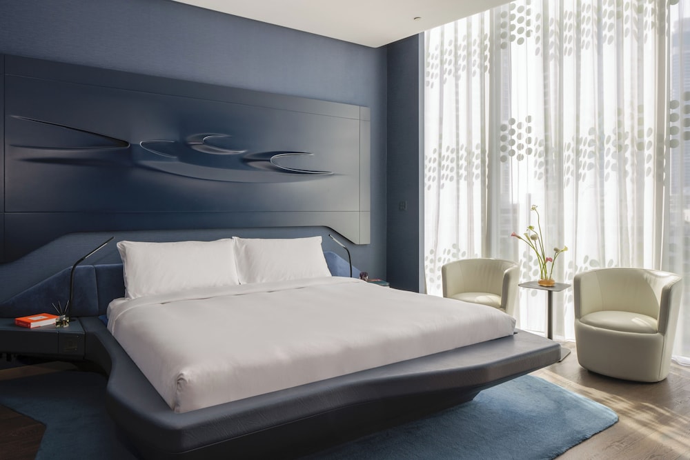 Extra ME + Junior Suite Void with Burj Khalifa View (2+1)