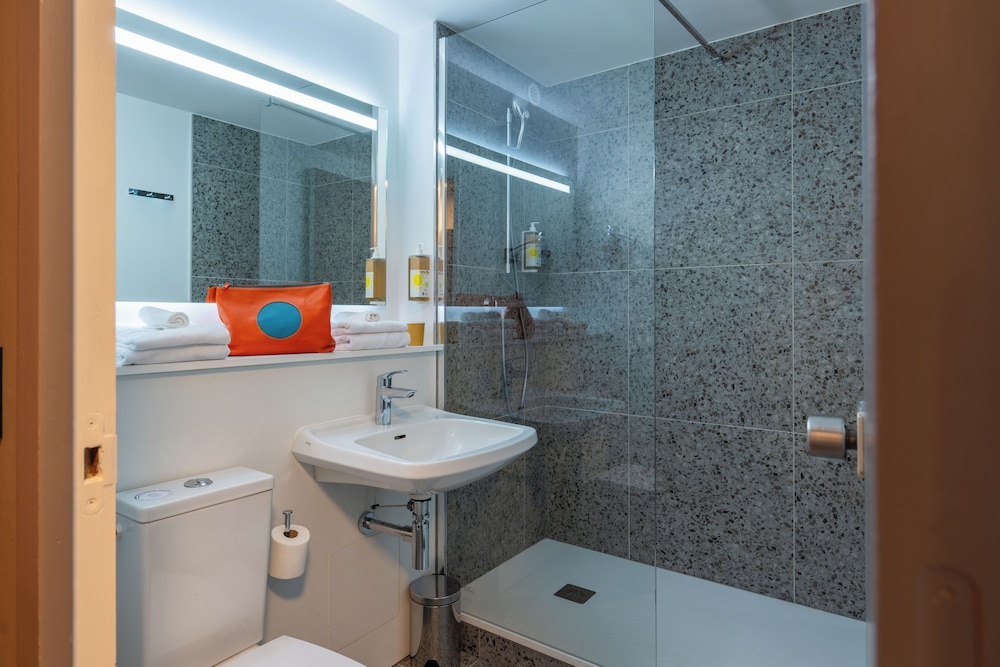 greet Hotel Chatellerault, Photo 4