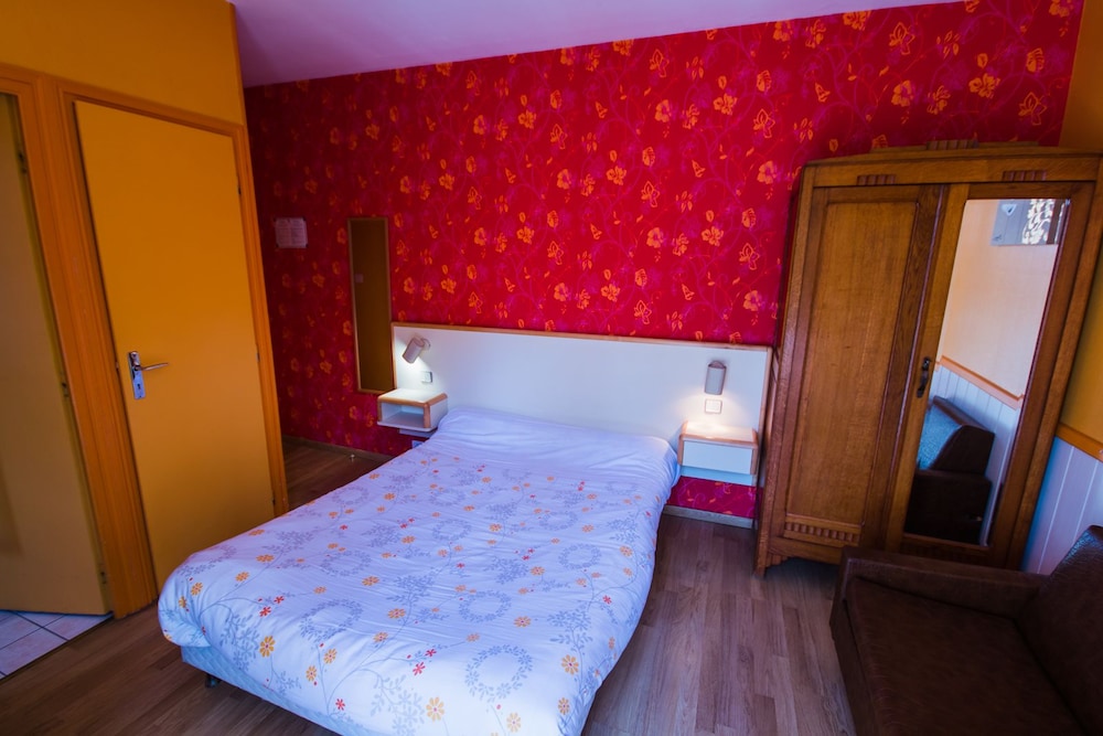 Standard Double Room - Photo 1
