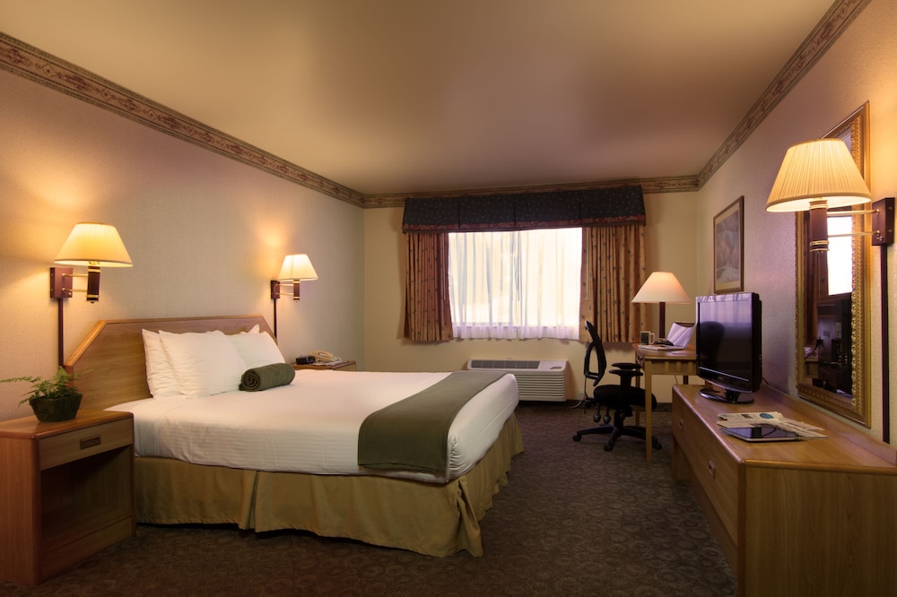 Deluxe Room, 2 Queen Beds - Photo 2