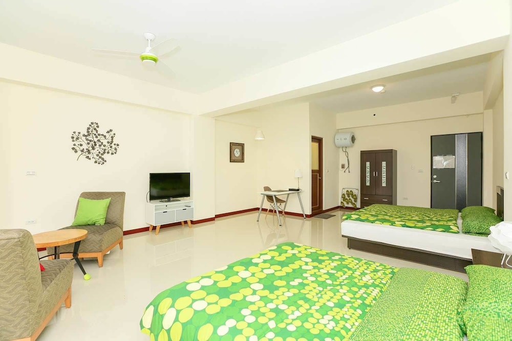 Comfort Quadruple Room, 2 Double Beds, Non Smoking photo 3