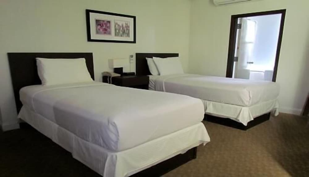 Standard Room, 2 Twin Beds photo 1