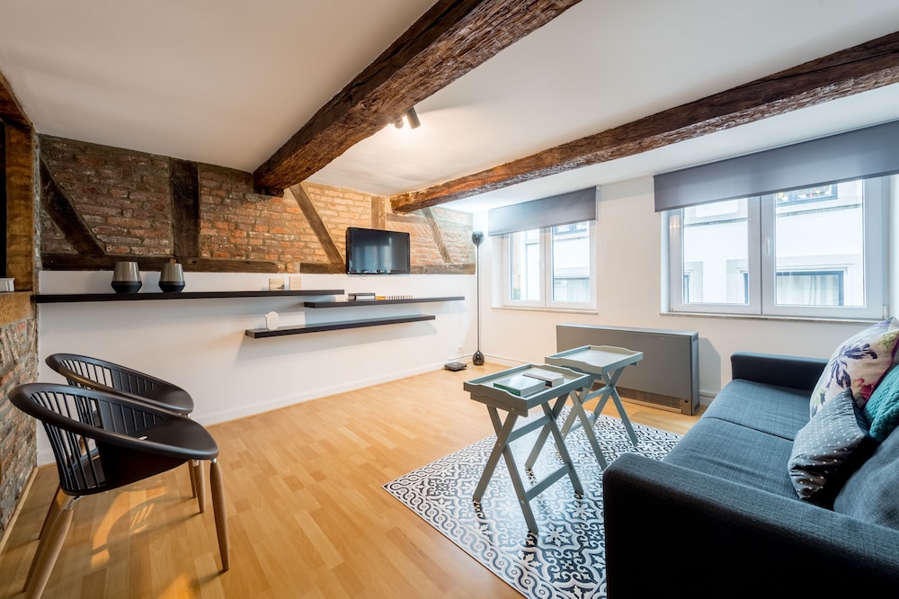 Duplex, 1 Bedroom photo 2