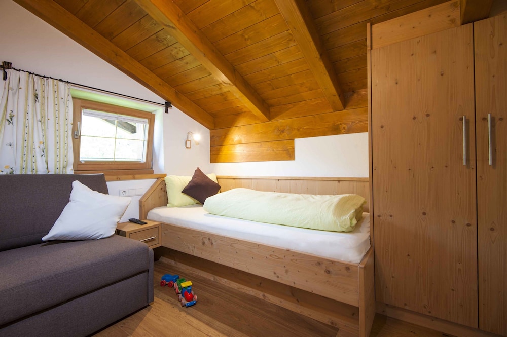 Standard Apartment, 2 Bedrooms, Kitchenette, Mountain View (Schwalbennest) photo 3