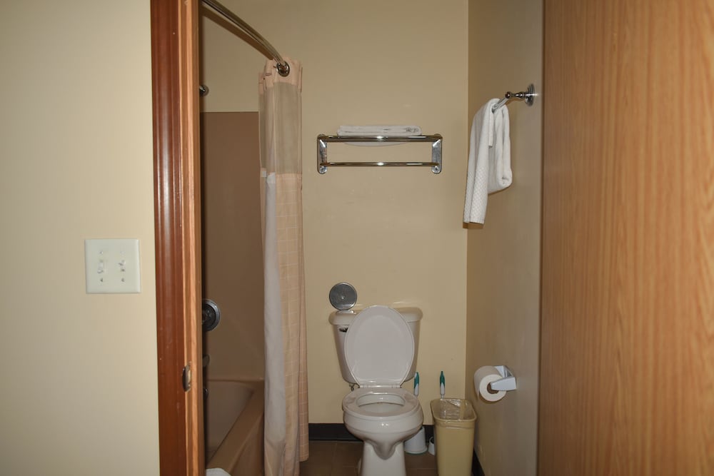 Standard Room, 2 Double Beds photo 2