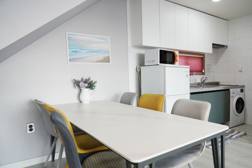 Family Apartment, 2 Bedrooms, Sea View (28 PY) photo 3