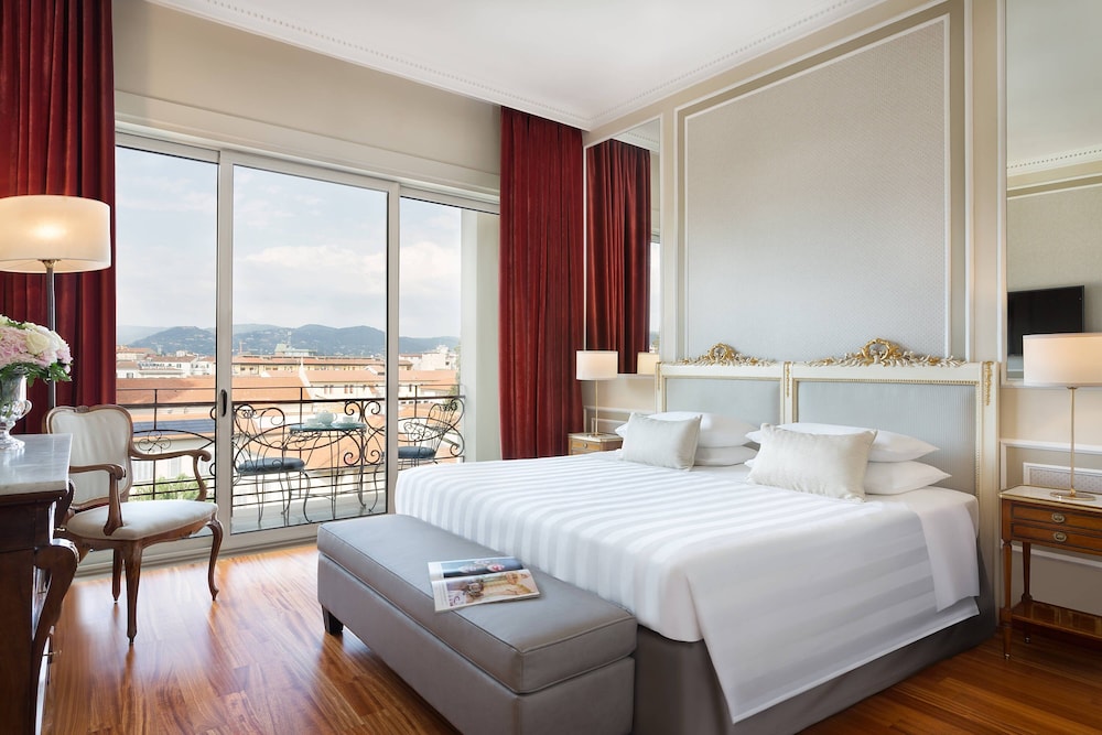 Suite, 1 Bedroom, Garden View