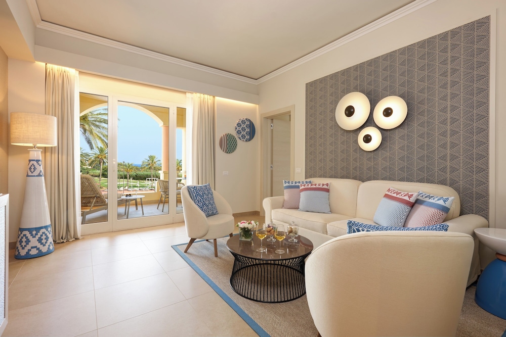 Premier Suite, Multiple Beds, Bay Side