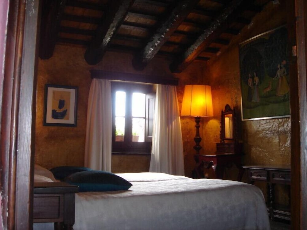 Twin Room, 2 Twin Beds photo 3
